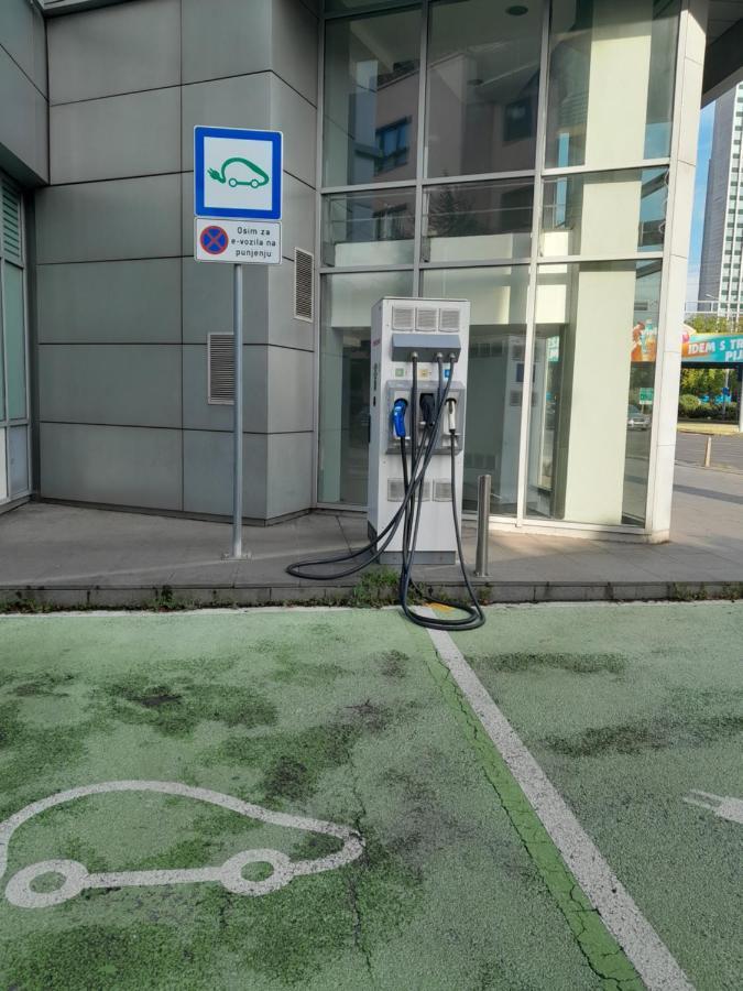 Gm Apartment, Free Private Parking 萨格勒布 外观 照片